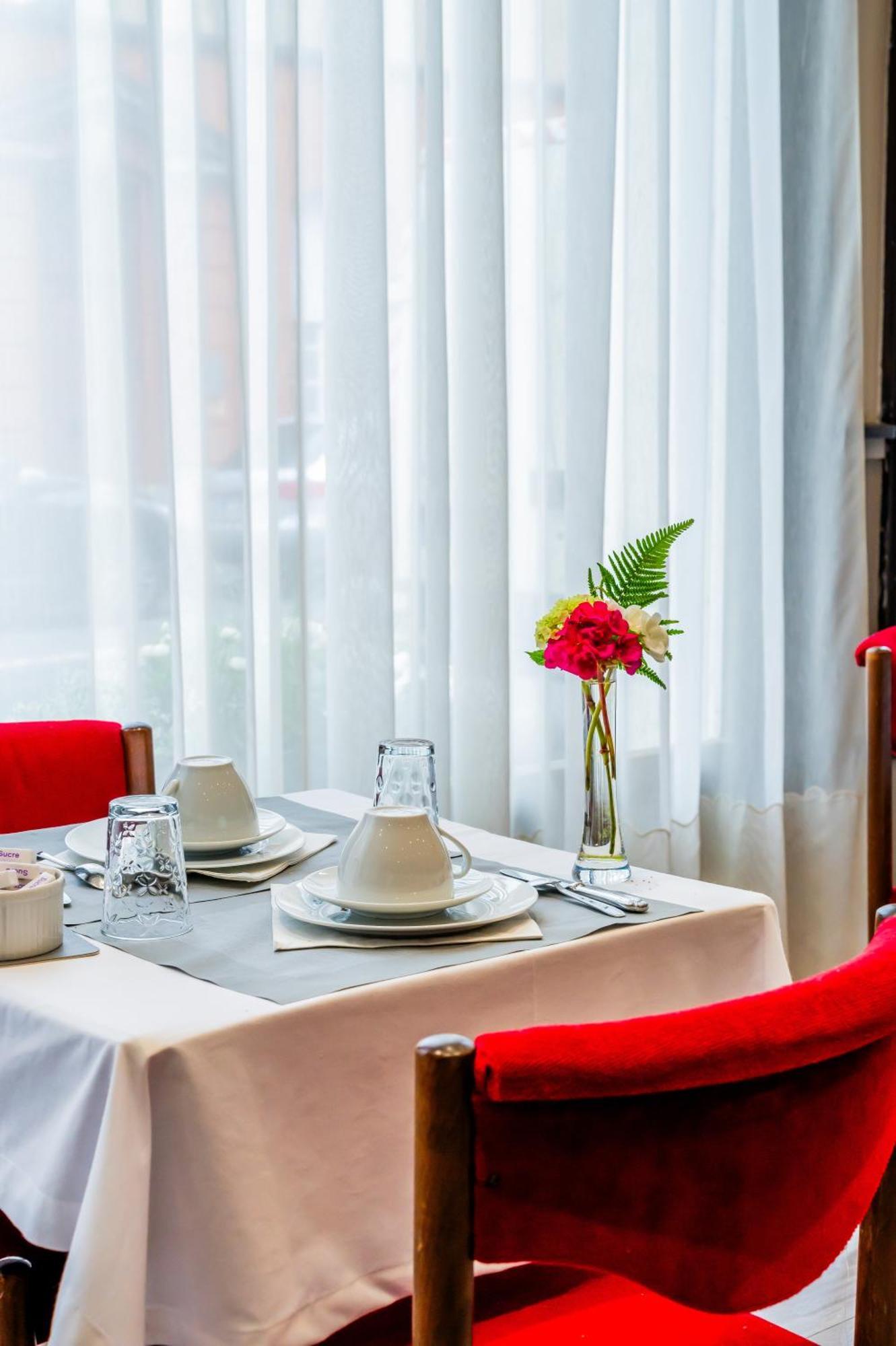 Hotel Joly Armentières エクステリア 写真