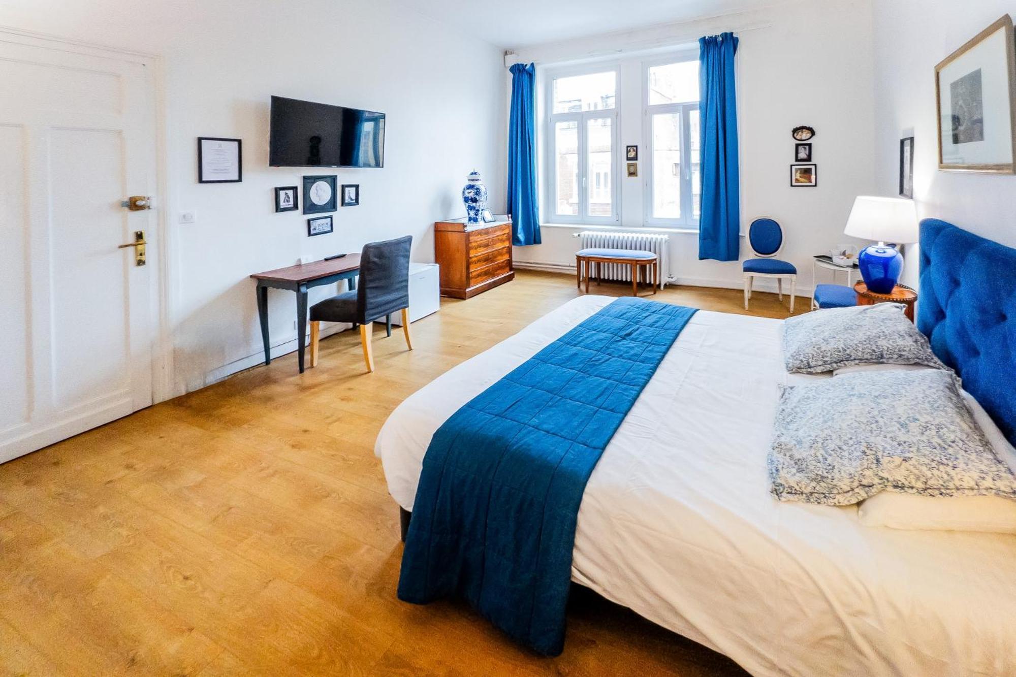 Hotel Joly Armentières エクステリア 写真